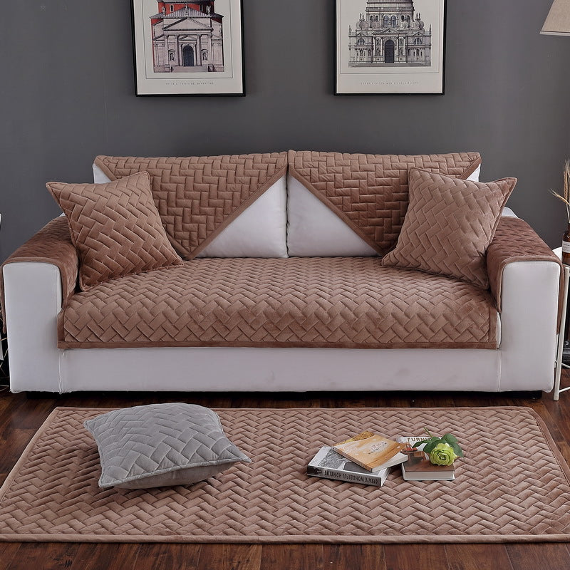 Plush Padded Non-slip Sofa Cover