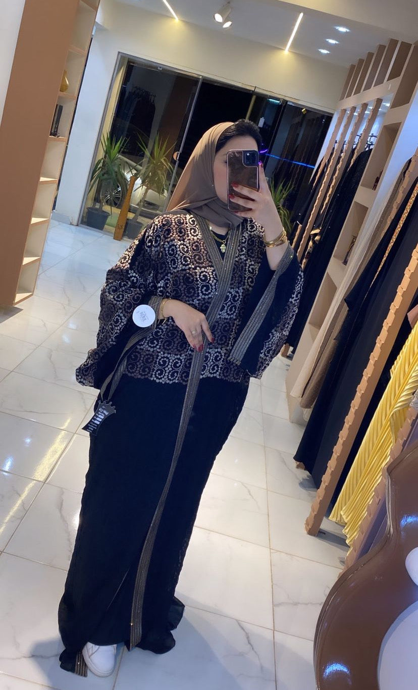 Stylish abaya handpicked for a fresh and vibrant look and comfort