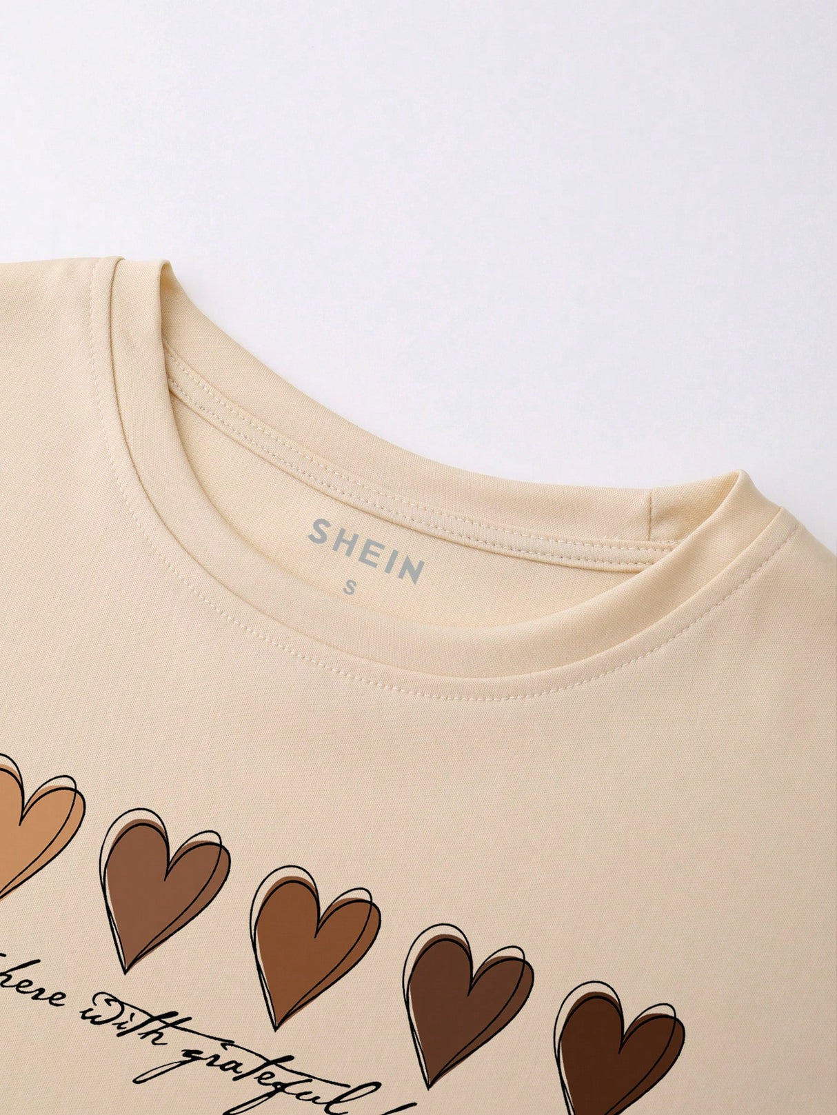 Heart & Slogan Crop Tee - Picksentials
