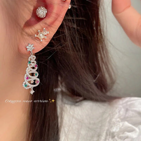 Season Essentials: Trendy Christmas Tree Earrings - Make a Statement - Picksentials